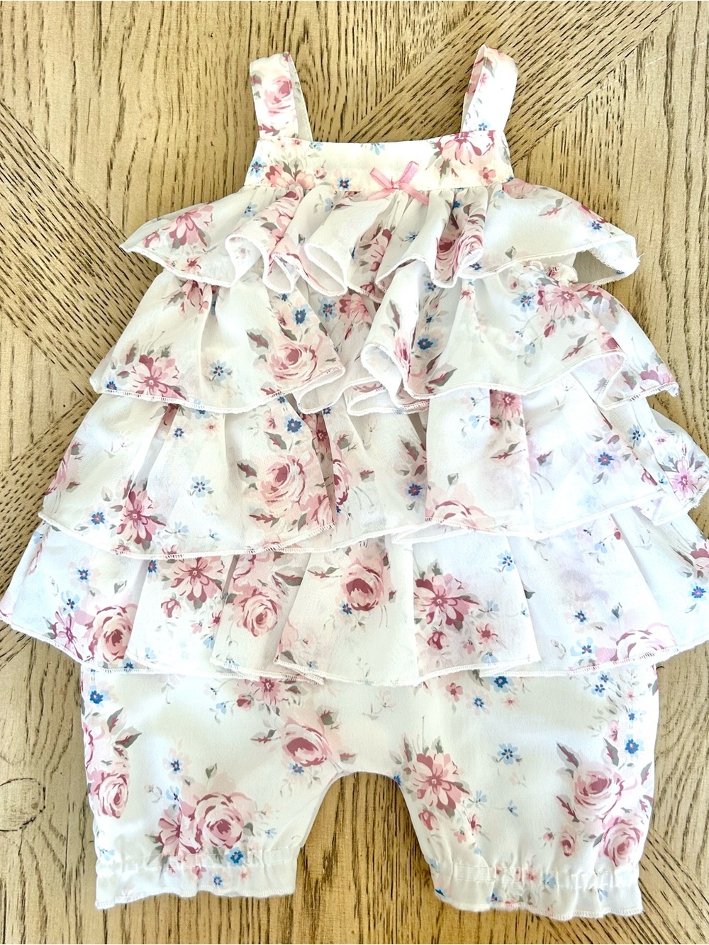 Edgehill Collection Baby Girl Size 6mo Pink One Piece Romper Chiffon Ruffles